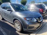 Used 2018 Nissan Rogue SV image 3