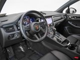 Certified 2023 Porsche Macan image 4