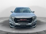 Used 2024 GMC Terrain SLE image 2