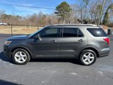 Used 2018 Ford Explorer XLT image 2