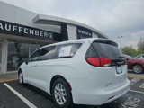 Used 2023 Chrysler Voyager LX image 5