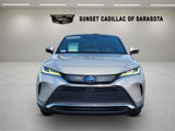 Used 2021 Toyota Venza LE image 2