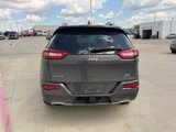 Used 2018 Jeep Cherokee Overland image 4