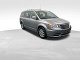 Used 2014 Chrysler Town & Country Touring image 2
