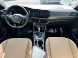 Used 2019 Volkswagen Jetta SEL image 2