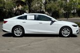Used 2018 Chevrolet Malibu LT image 2