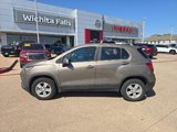 Used 2021 Chevrolet Trax LS image 2