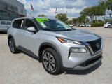 Used 2022 Nissan Rogue SV image 2