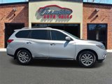 Used 2013 Nissan Pathfinder SL image 2