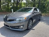 Used 2014 Toyota Camry SE image 2