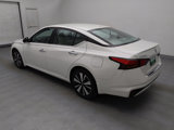 Used 2021 Nissan Altima 2.5 SV image 3