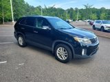 Used 2015 Kia Sorento LX image 2