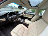 Used 2018 Lexus ES 350 w/ Luxury Package w/Wood Trim image 4