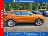 Used 2022 Nissan Rogue Sport SV image 4