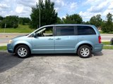 Used 2008 Chrysler Town & Country Touring image 4
