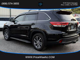 Used 2017 Toyota Highlander XLE image 4