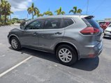 Used 2018 Nissan Rogue S image 5