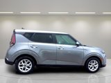 Used 2023 Kia Soul S image 2