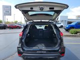 Used 2017 Nissan Rogue SV image 5
