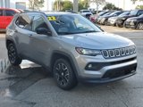 Used 2022 Jeep Compass Latitude image 2