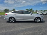 Used 2014 Ford Fusion SE image 2