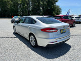 Used 2019 Ford Fusion SE image 3