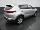 Used 2019 Kia Sportage LX image 4