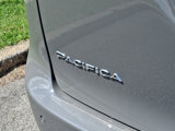 New 2025 Chrysler Pacifica Select image 5