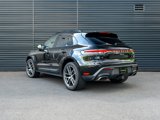 Used 2023 Porsche Macan image 3