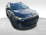 Used 2023 Jeep Cherokee Altitude Lux image 2