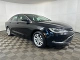 Used 2015 Chrysler 200 Limited image 2