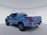 Used 2019 Toyota Tacoma TRD Sport image 4