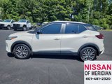 Used 2021 Nissan Kicks SV image 2