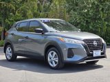 Used 2022 Nissan Kicks S image 3
