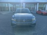 Used 2022 Volkswagen Tiguan SE w/ Panoramic Sunroof Package image 3