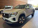 Used 2024 Volkswagen Atlas SE image 6