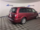 Used 2016 Chrysler Town & Country Limited Platinum image 5