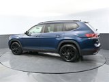 Used 2022 Volkswagen Atlas SE w/ Black Wheel Package image 3