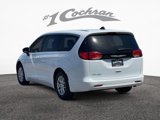 Used 2023 Chrysler Voyager LX image 5