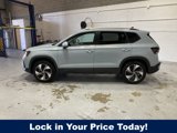New 2025 Volkswagen Taos SE image 4