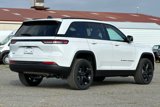 New 2025 Jeep Grand Cherokee Altitude image 4