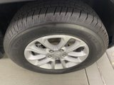 Used 2021 Jeep Grand Cherokee Laredo X image 4