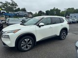 Used 2022 Nissan Rogue SV image 3