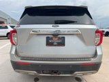 Used 2021 Ford Explorer XLT w/ Equipment Group 202A image 5