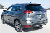 Used 2019 Nissan Rogue SV w/ Premium Package image 3