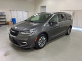 Used 2021 Chrysler Pacifica Touring-L image 4