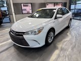 Used 2015 Toyota Camry LE image 4