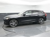Used 2018 Volvo XC60 T5 Momentum w/ Vision Package image 4