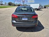 Used 2015 Ford Focus SE image 4