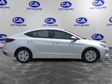 Used 2019 Hyundai Elantra SE image 3